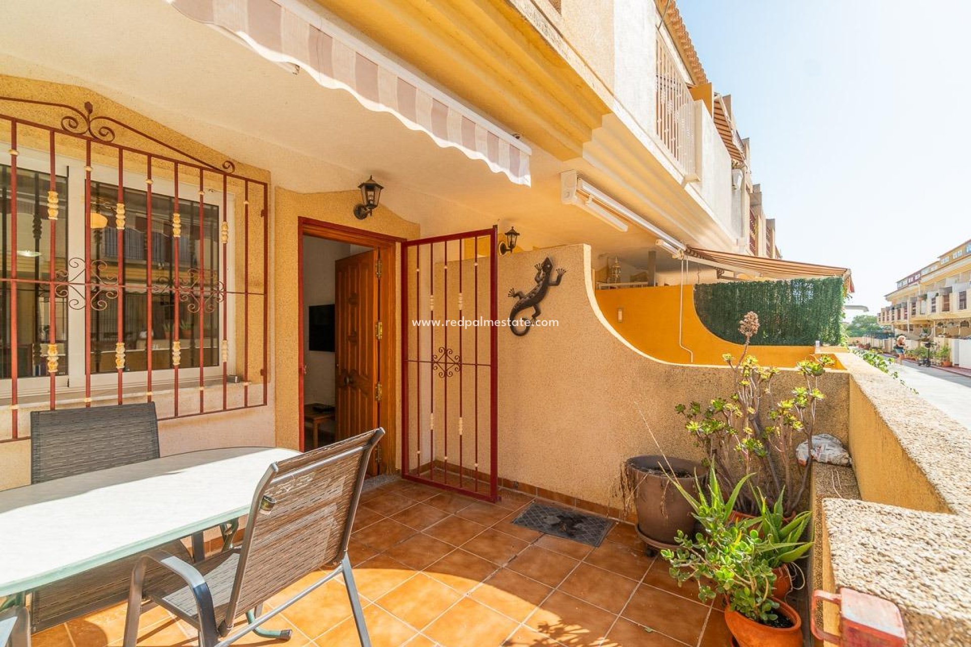 Reventa - Casa Adosada -
Orihuela Costa - Playa Flamenca