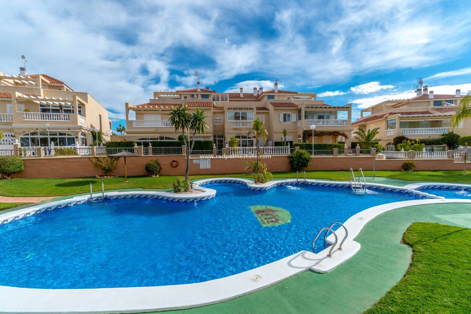 Reventa - Casa Adosada -
Orihuela Costa - Playa Flamenca