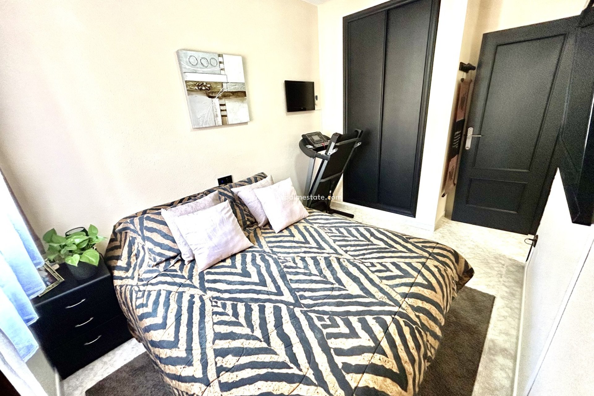 Reventa - Casa Adosada -
Orihuela Costa - Playa Flamenca