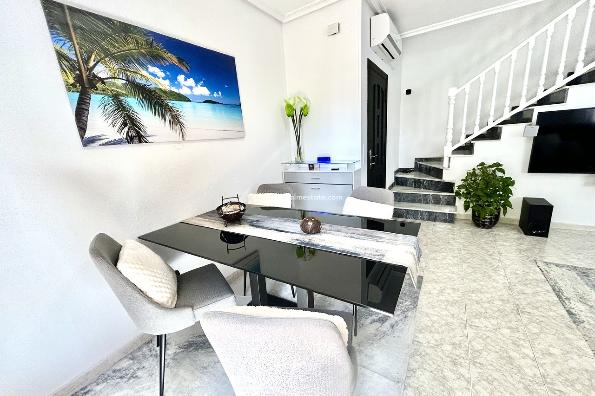 Reventa - Casa Adosada -
Orihuela Costa - Playa Flamenca