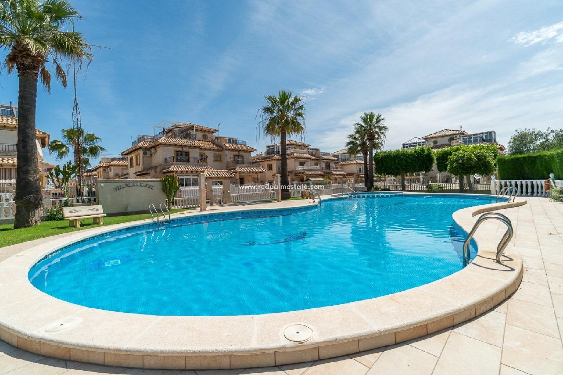 Reventa - Casa Adosada -
Orihuela Costa - Playa Flamenca
