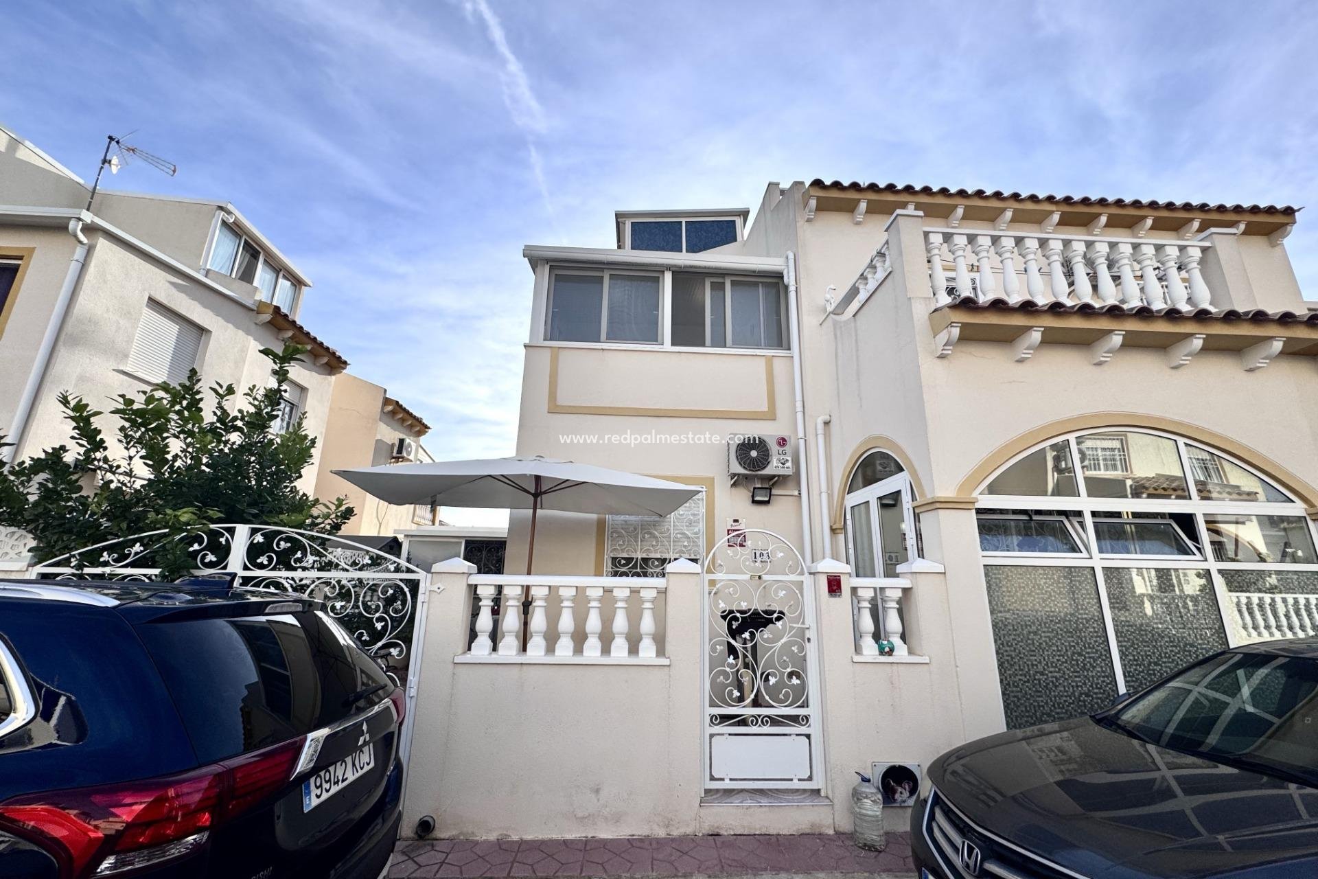 Reventa - Casa Adosada -
Orihuela Costa - Playa Flamenca