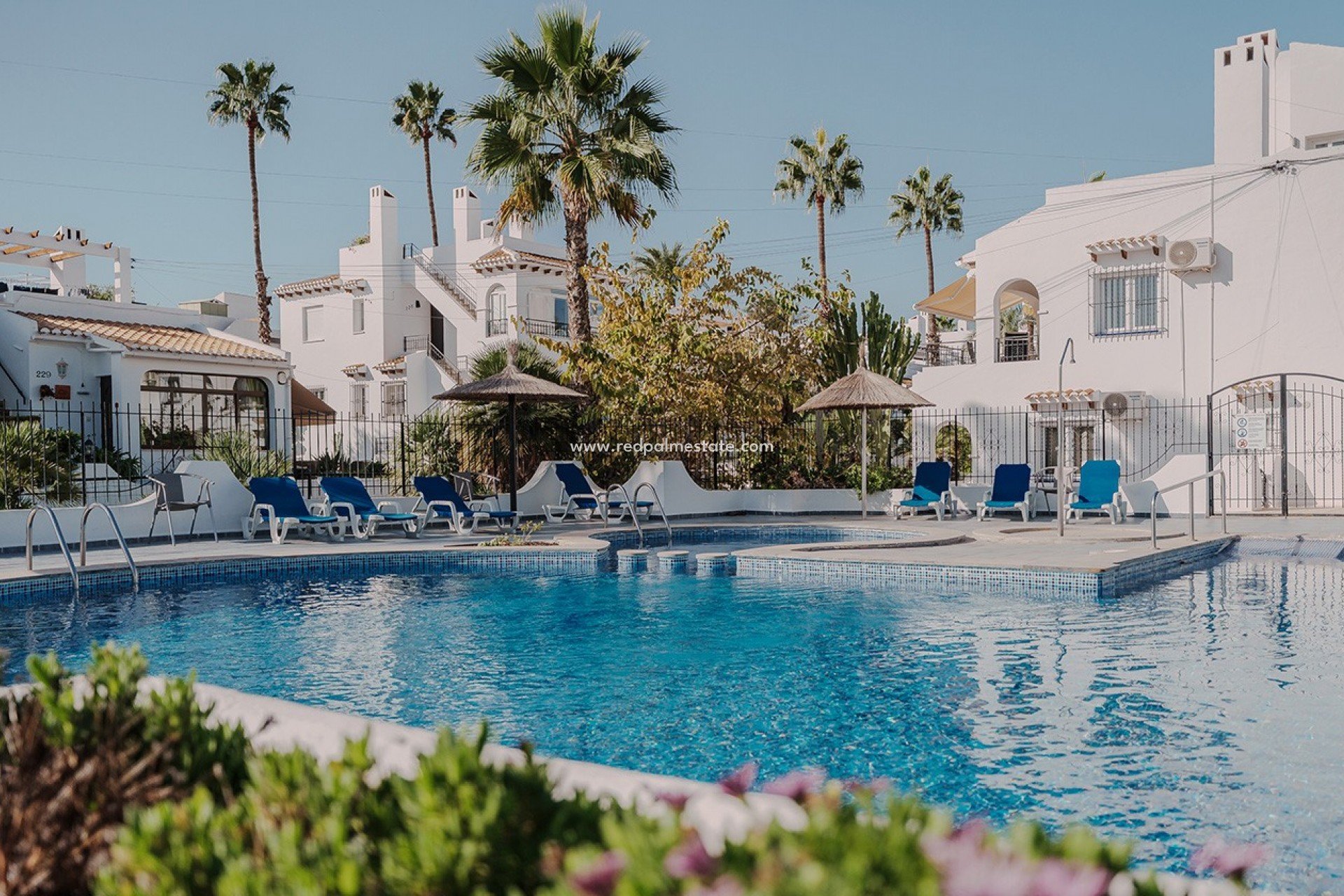 Reventa - Casa Adosada -
Orihuela Costa - Res. Las Filipinas