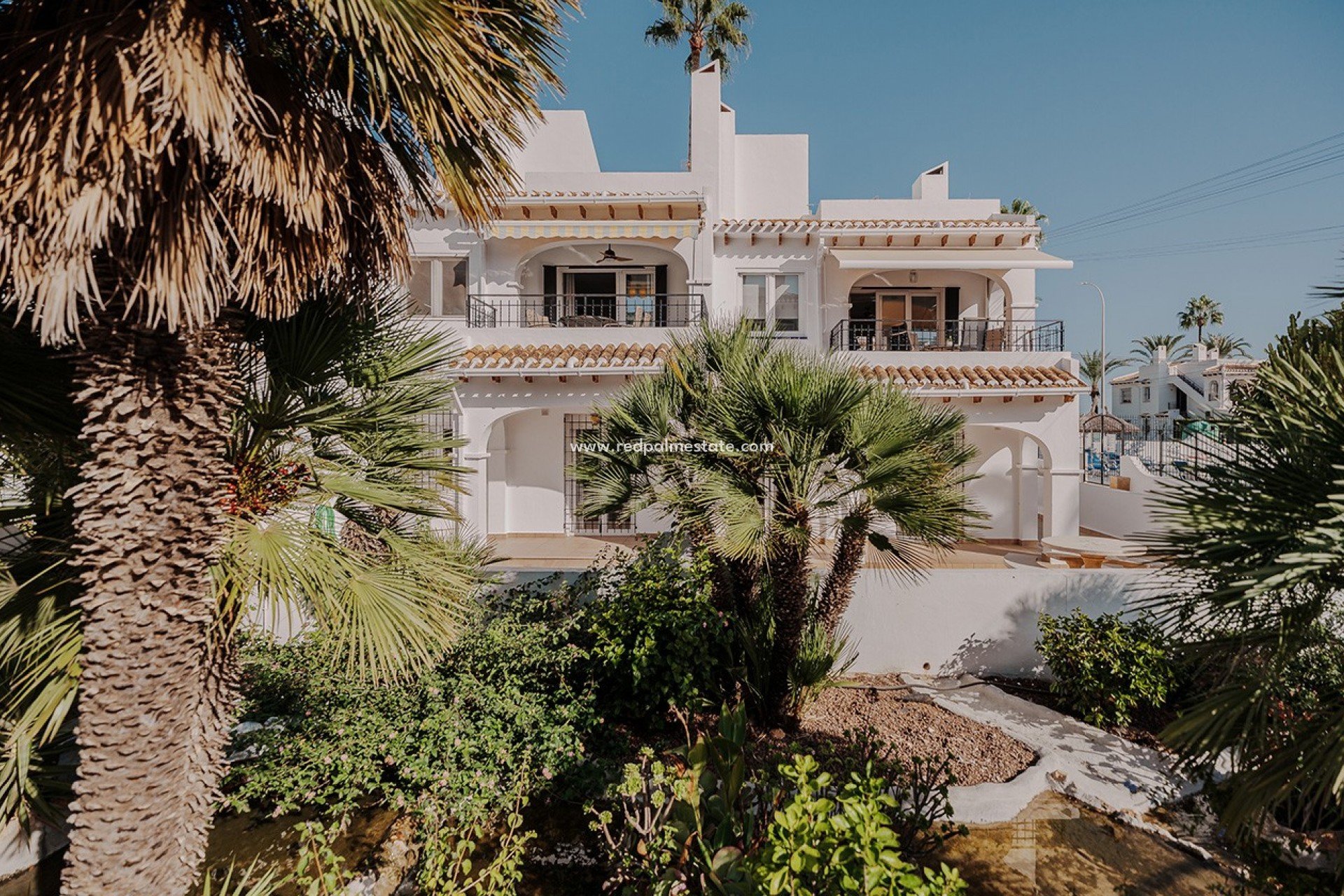 Reventa - Casa Adosada -
Orihuela Costa - Res. Las Filipinas