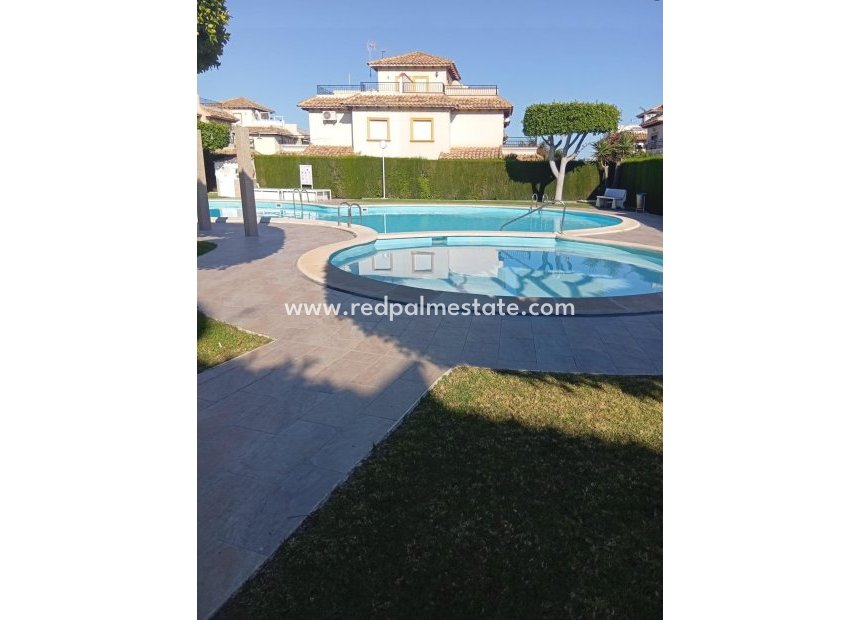 Reventa - Casa Adosada -
Orihuela Costa - Rocio Del Mar