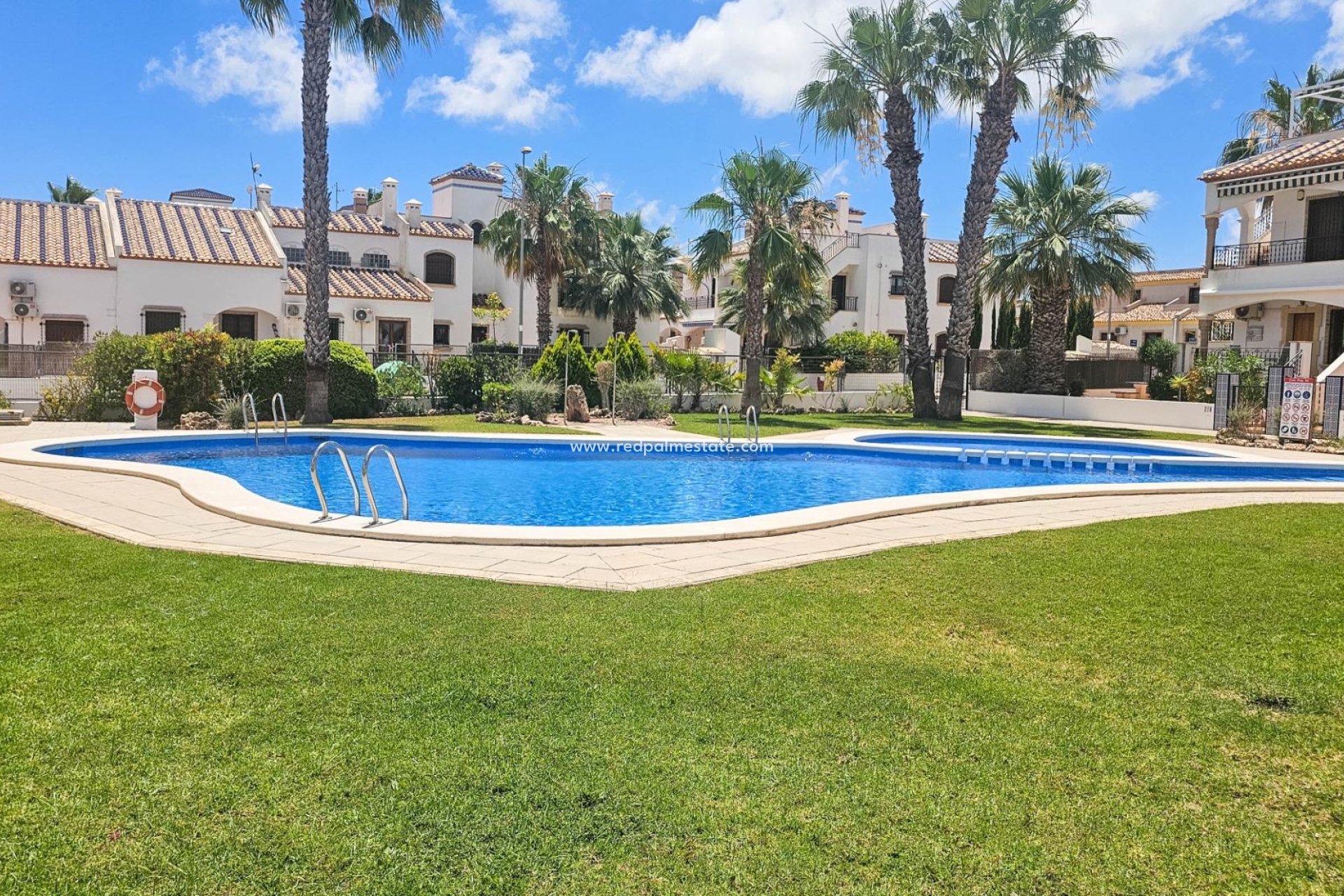 Reventa - Casa Adosada -
Orihuela Costa - Villamartín