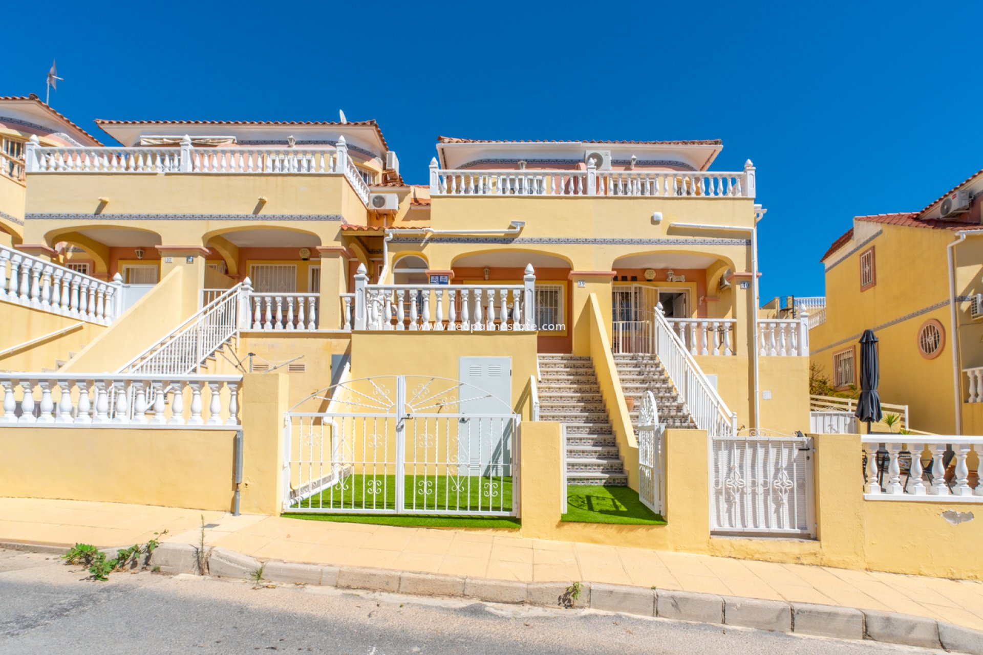 Reventa - Casa Adosada -
Orihuela Costa - Villamartín