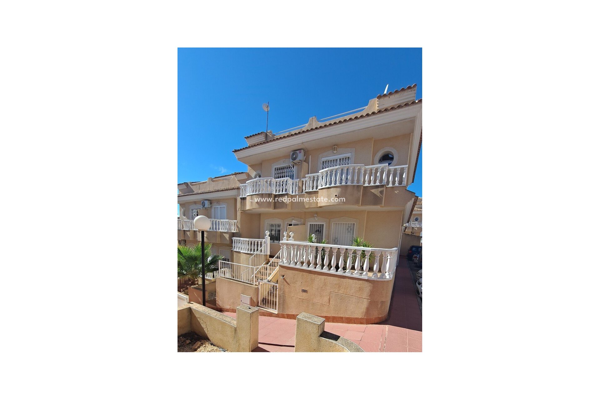 Reventa - Casa Adosada -
Orihuela Costa - Villamartín