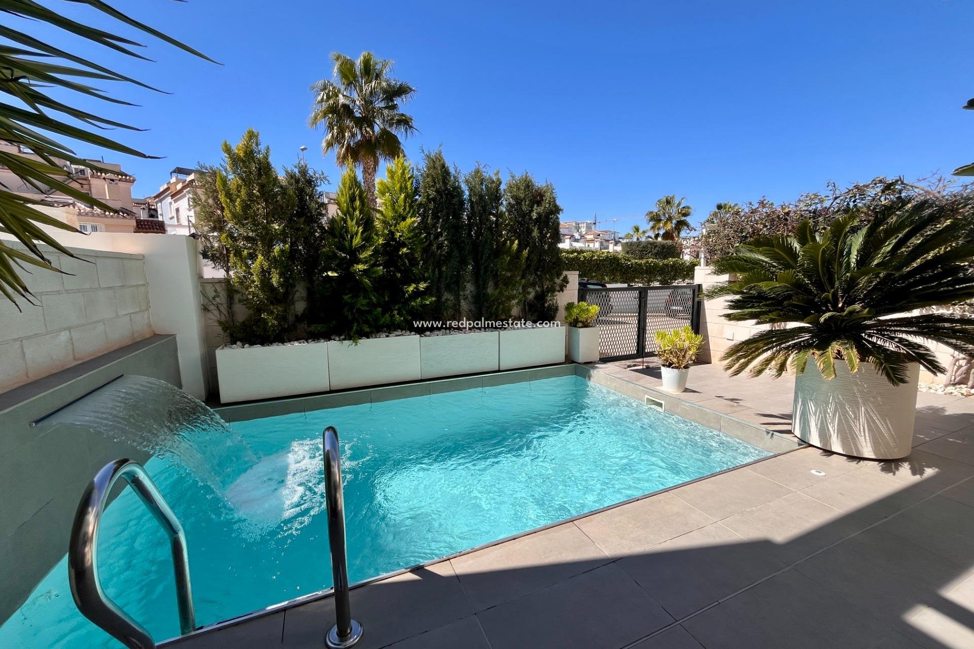 Reventa - Casa Adosada -
Orihuela Costa - Villamartín