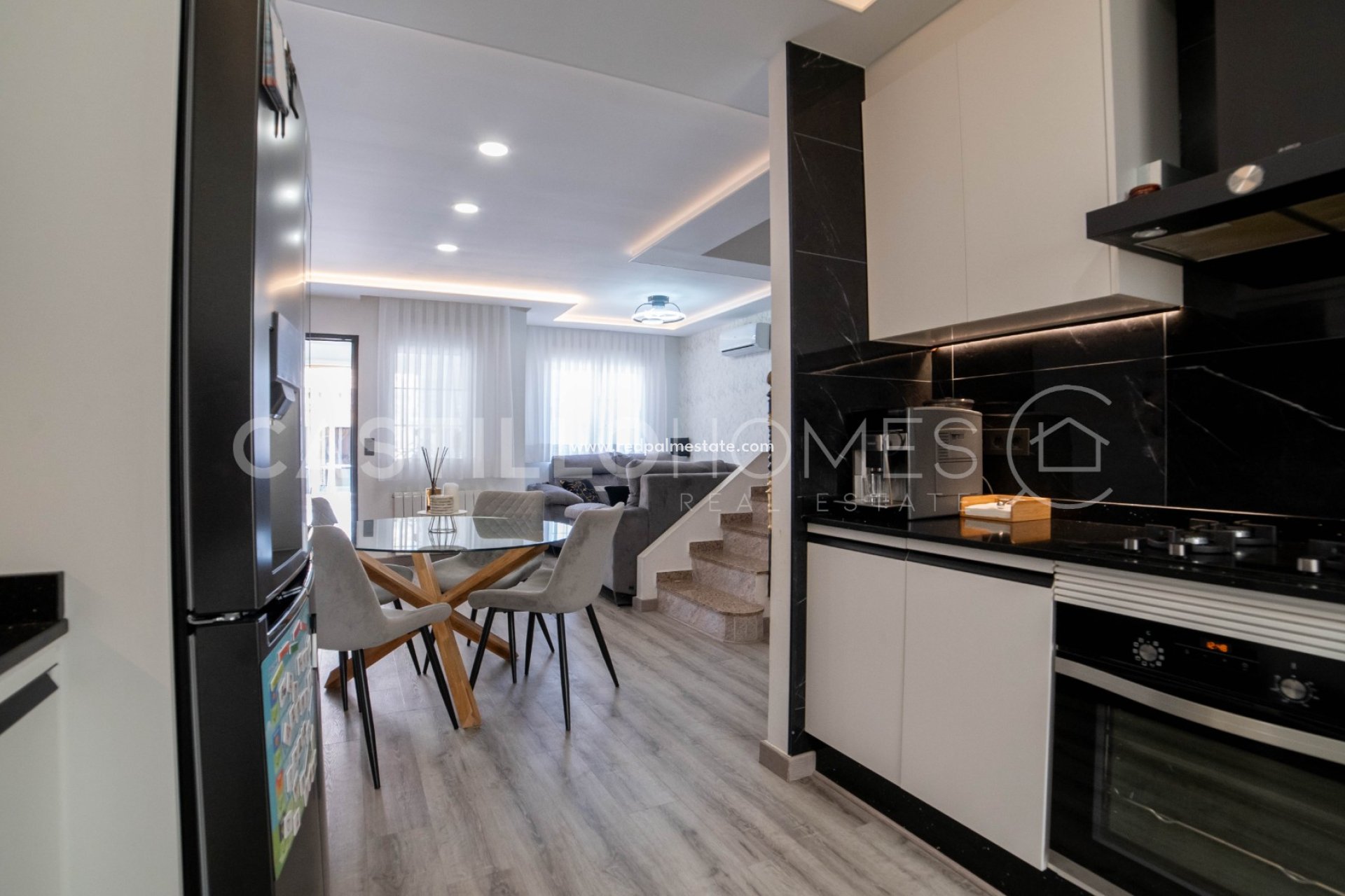 Reventa - Casa Adosada -
Orihuela Costa - Villamartín