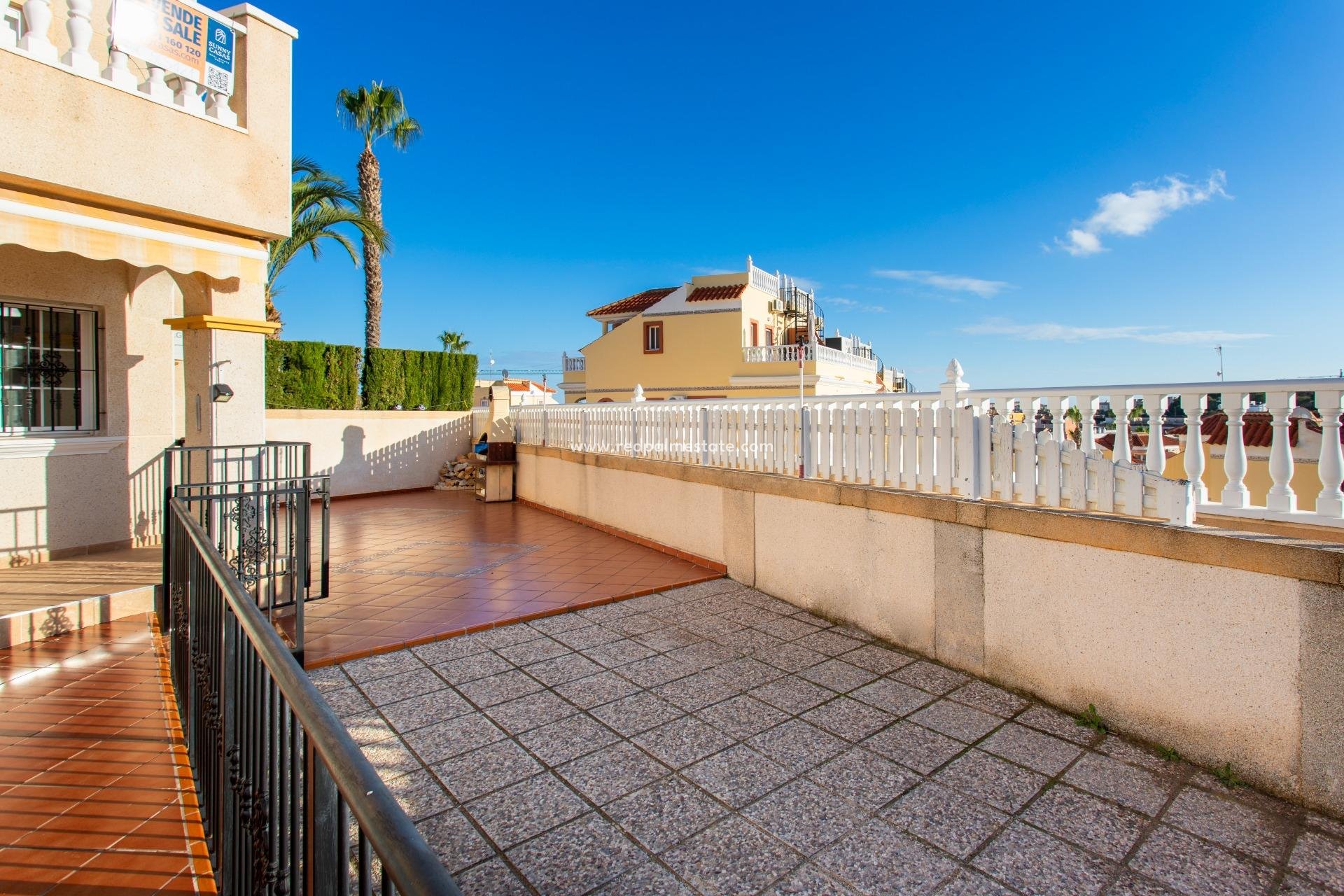 Reventa - Casa Adosada -
Orihuela Costa - Villamartín