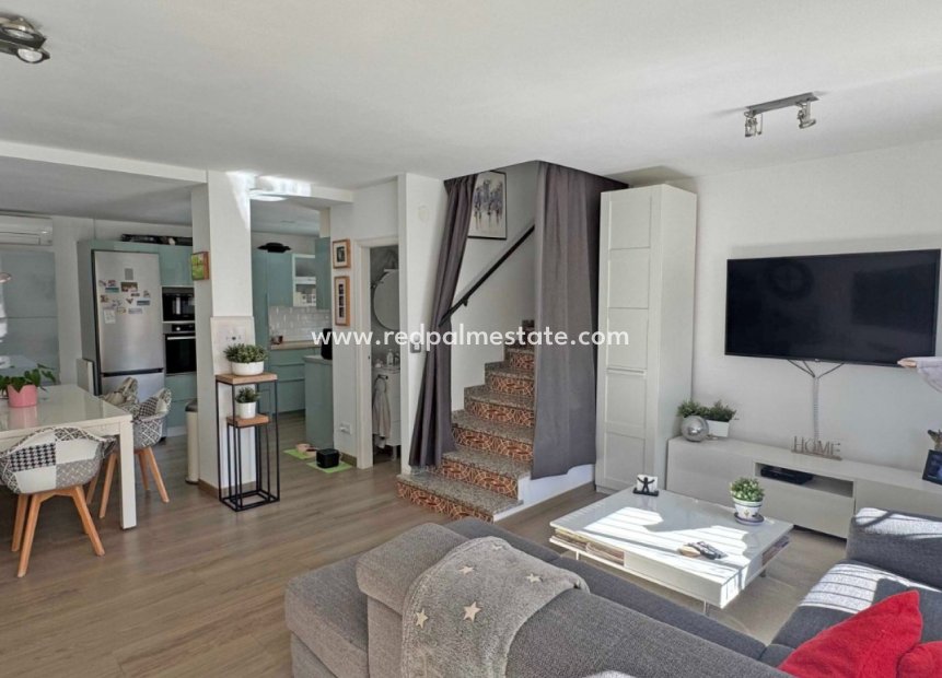 Reventa - Casa Adosada -
Orihuela Costa - Villamartín