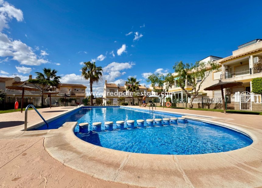 Reventa - Casa Adosada -
Orihuela Costa - Villamartín