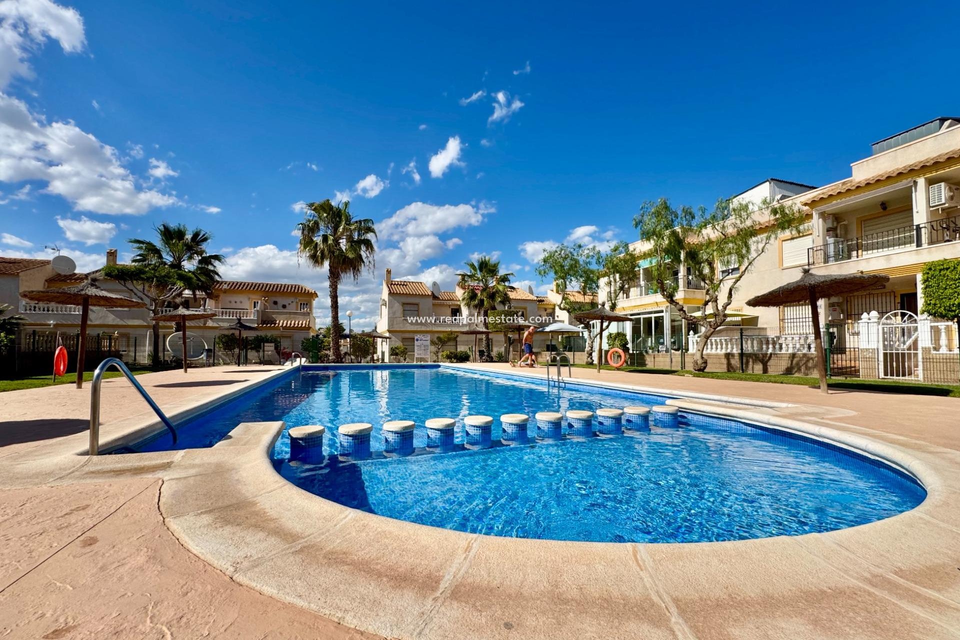 Reventa - Casa Adosada -
Orihuela Costa - Villamartín