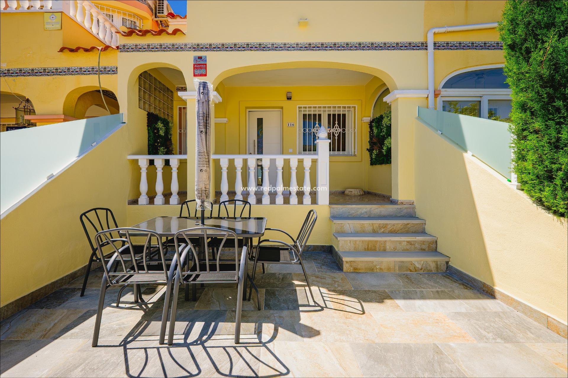 Reventa - Casa Adosada -
Orihuela Costa - Villamartín