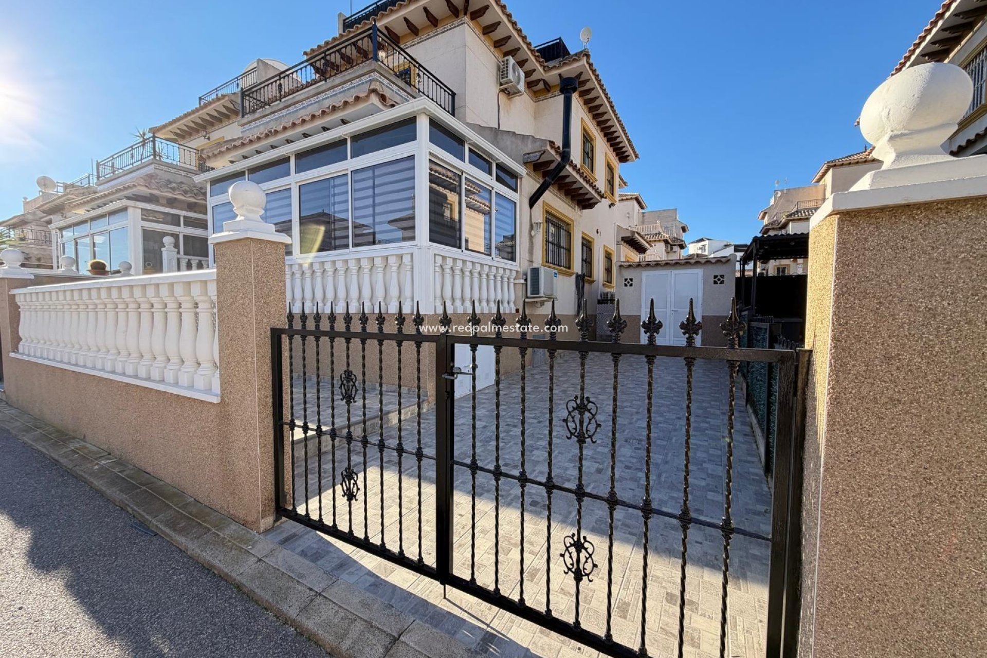 Reventa - Casa Adosada -
Orihuela Costa - Villamartín
