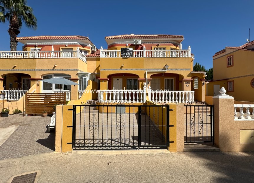 Reventa - Casa Adosada -
Orihuela Costa