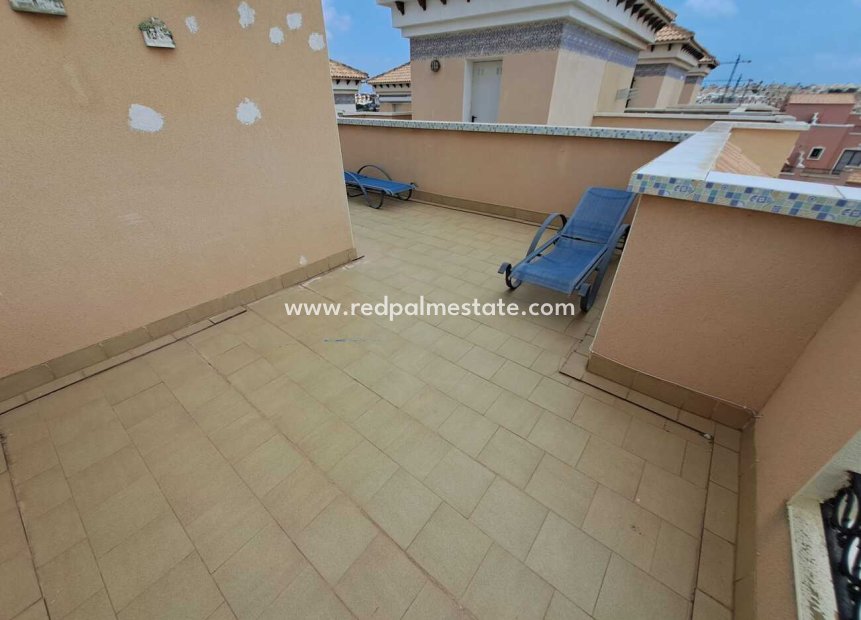 Reventa - Casa Adosada -
Orihuela Costa
