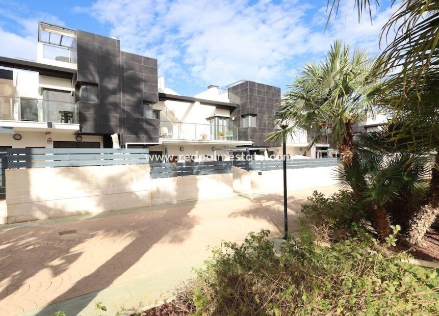 Reventa - Casa Adosada -
Orihuela Costa