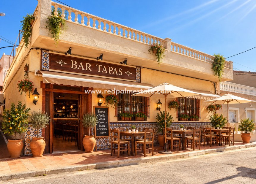 Reventa - Casa Adosada -
Orihuela - Inland