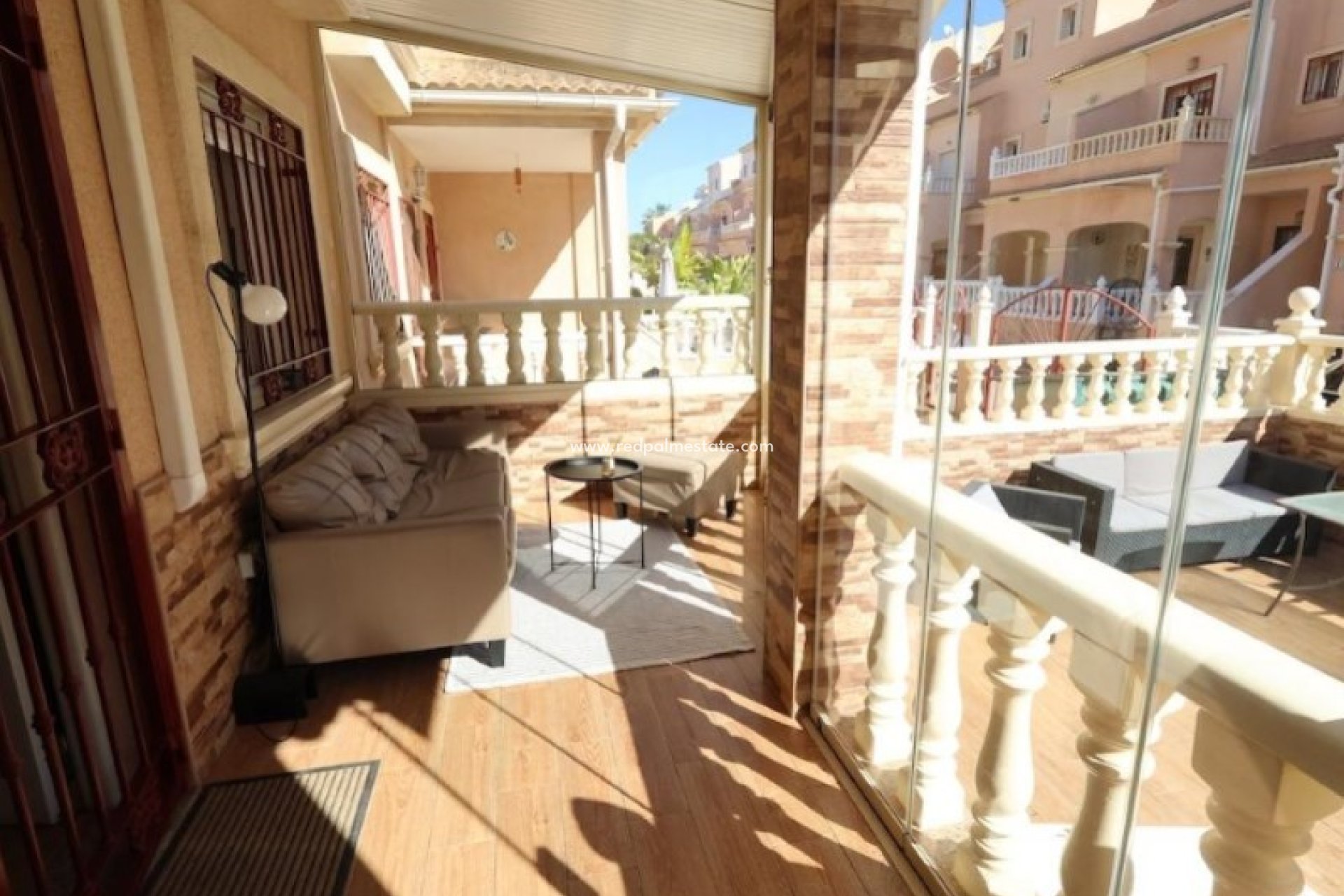 Reventa - Casa Adosada -
Orihuela - Inland