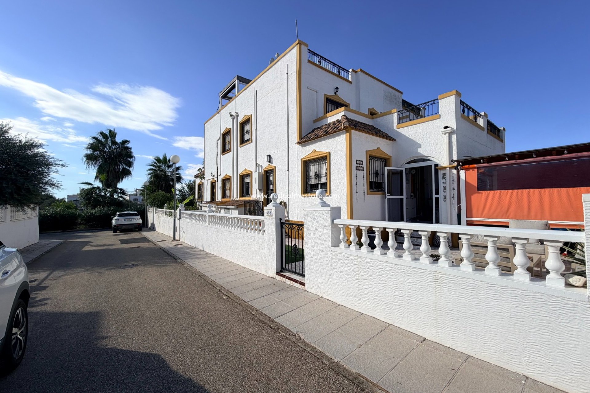 Reventa - Casa Adosada -
Orihuela - Inland