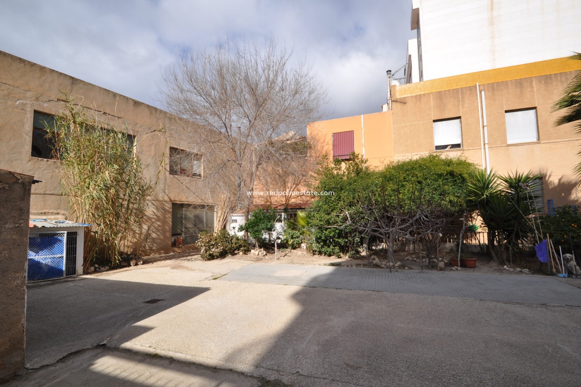 Reventa - Casa Adosada -
Petrer - Inland