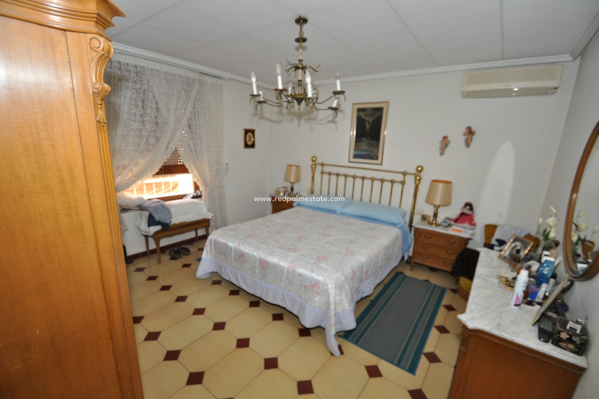 Reventa - Casa Adosada -
Petrer - Inland
