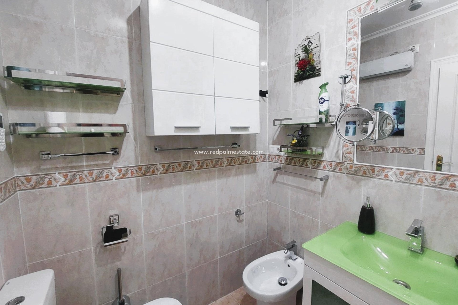 Reventa - Casa Adosada -
Pilar de la Horadada - La Torre de la Horadada