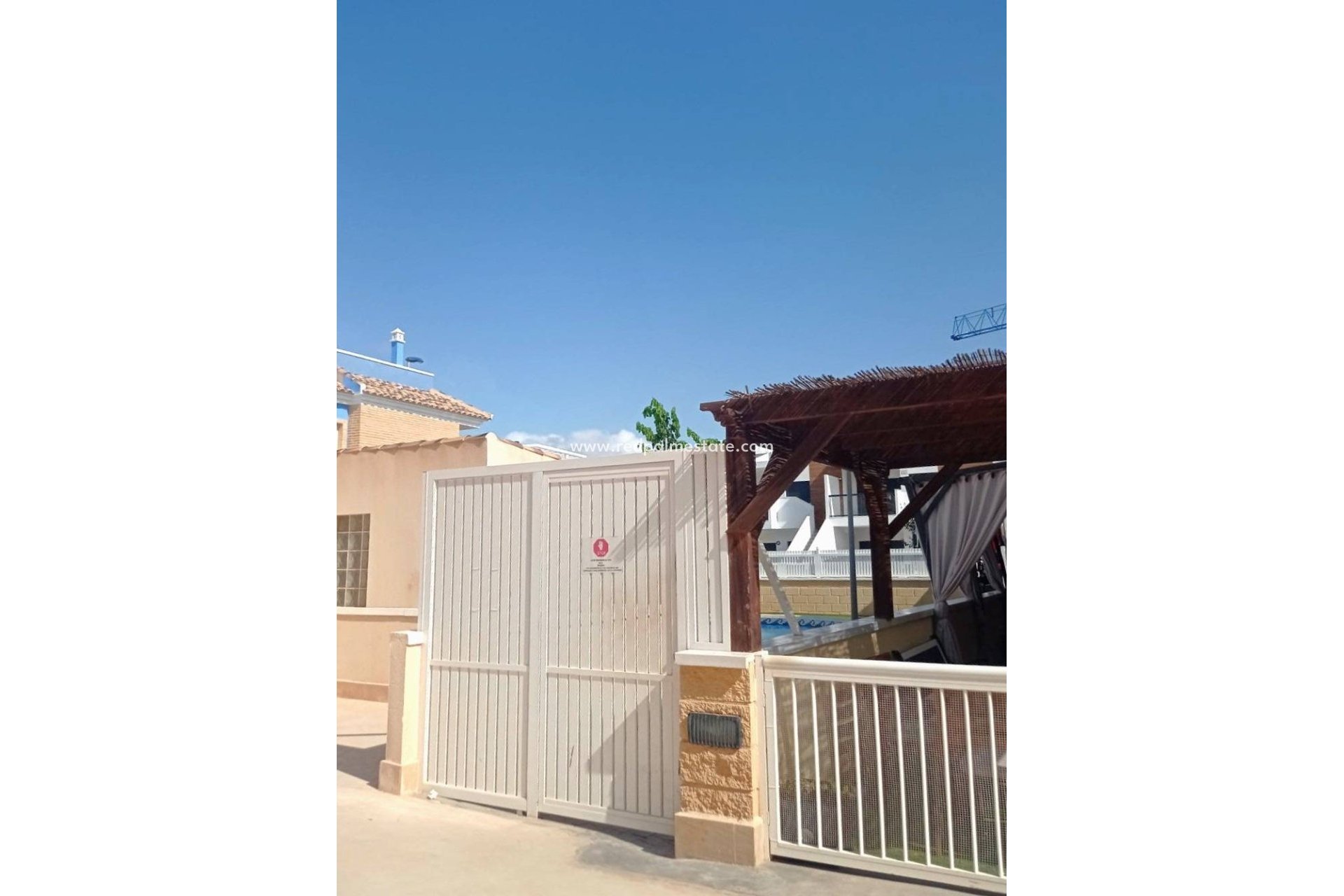 Reventa - Casa Adosada -
Pilar de la Horadada