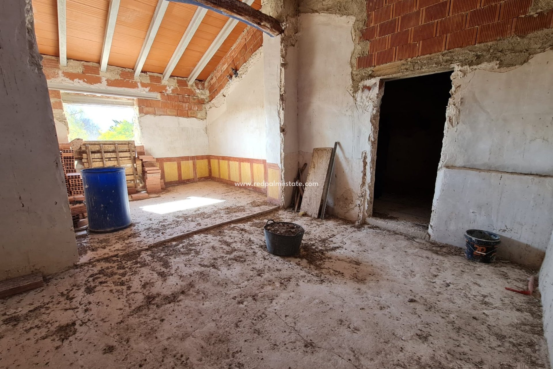 Reventa - Casa Adosada -
Pinoso - Inland