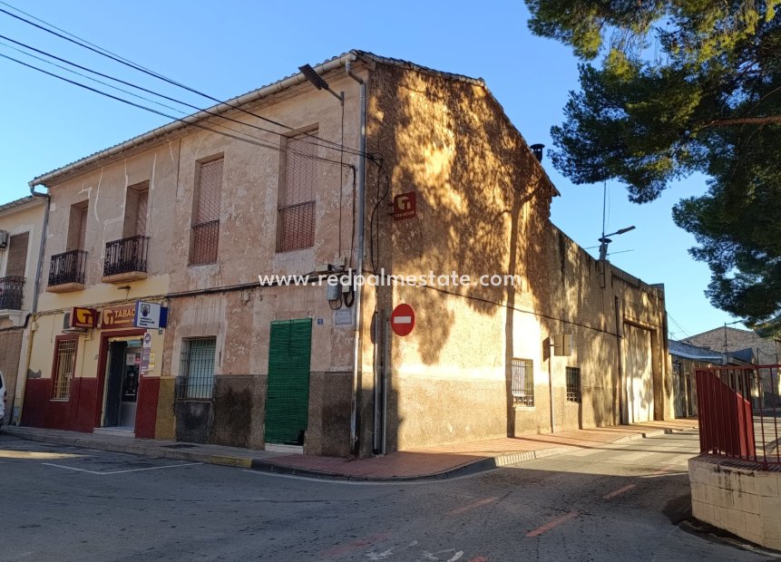 Reventa - Casa Adosada -
Pinoso - Inland