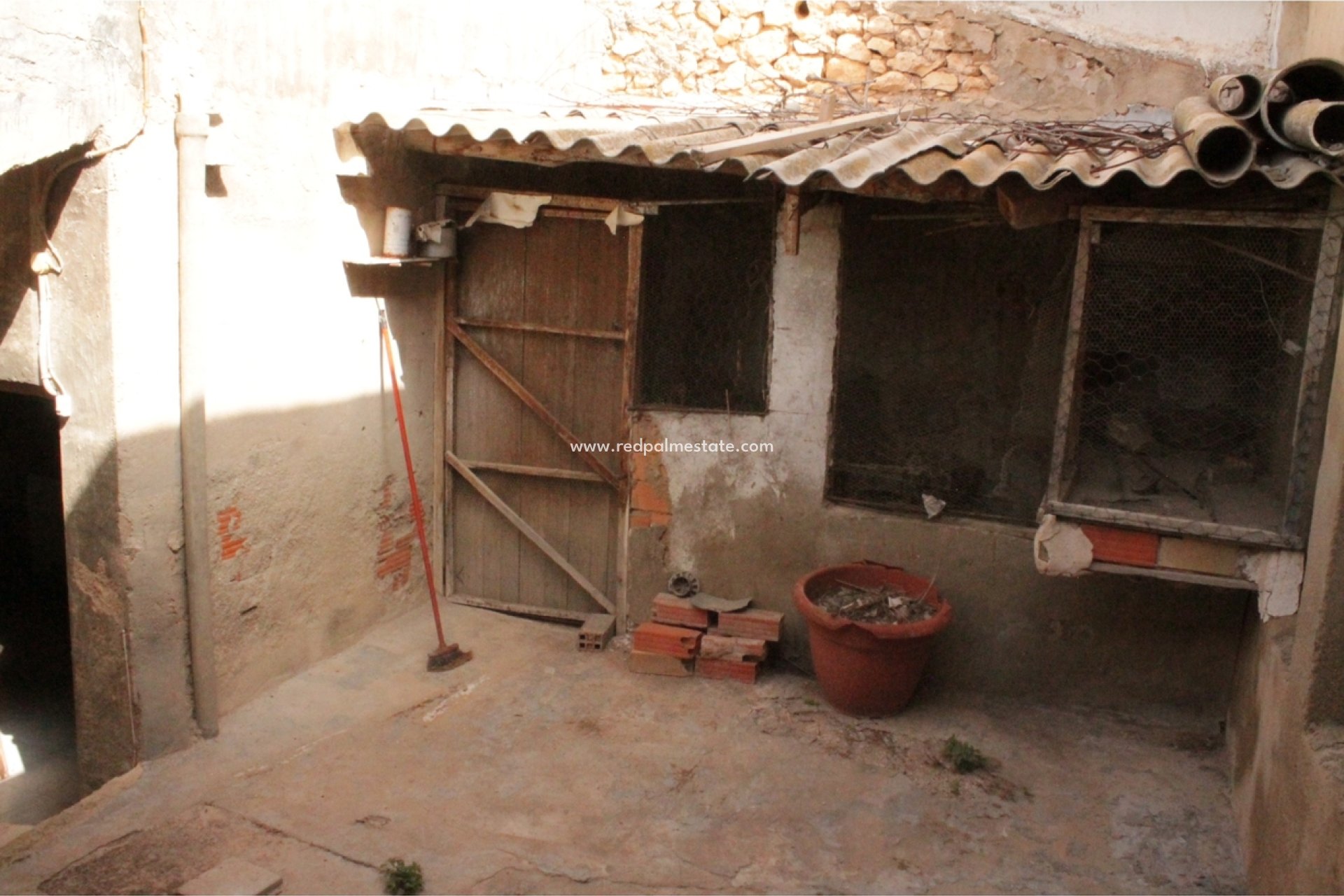 Reventa - Casa Adosada -
Pinoso - Inland