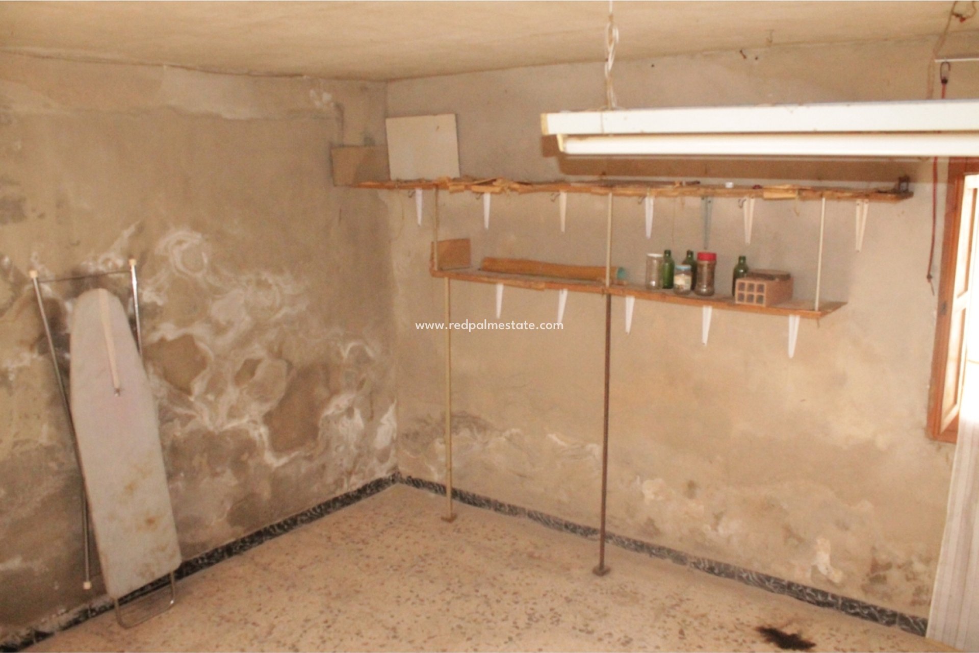 Reventa - Casa Adosada -
Pinoso - Inland