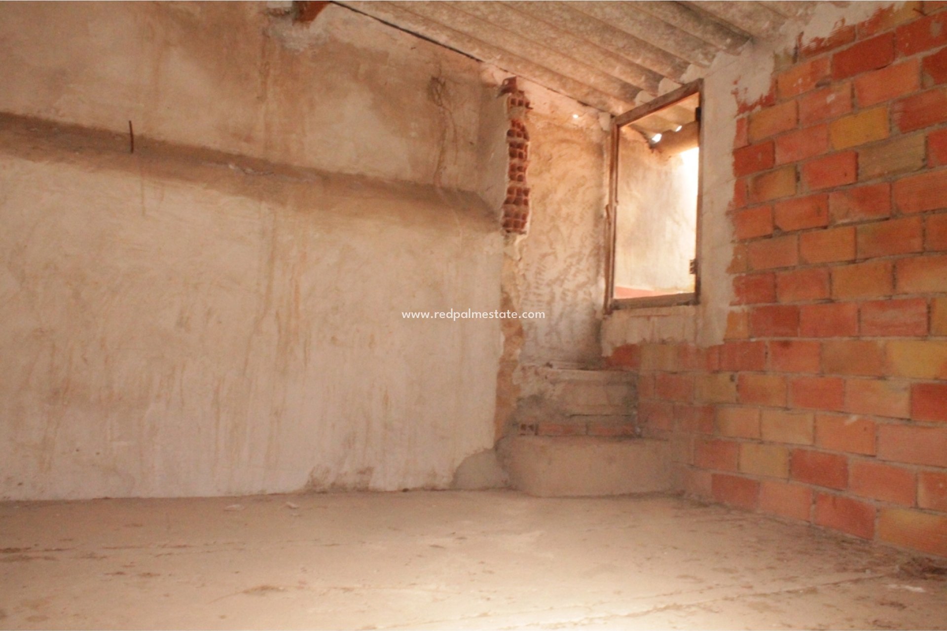 Reventa - Casa Adosada -
Pinoso - Inland