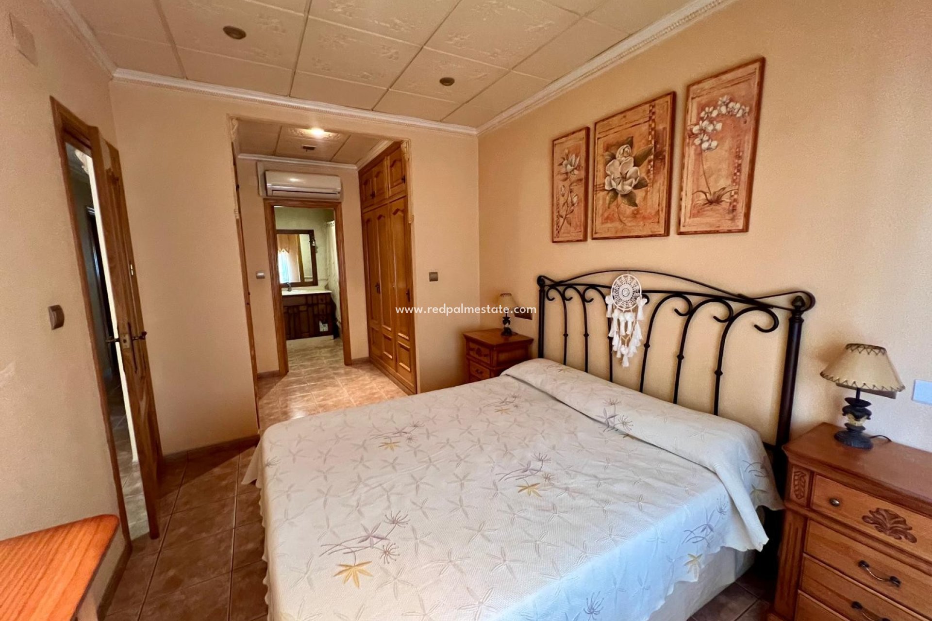 Reventa - Casa Adosada -
Pinoso - Inland