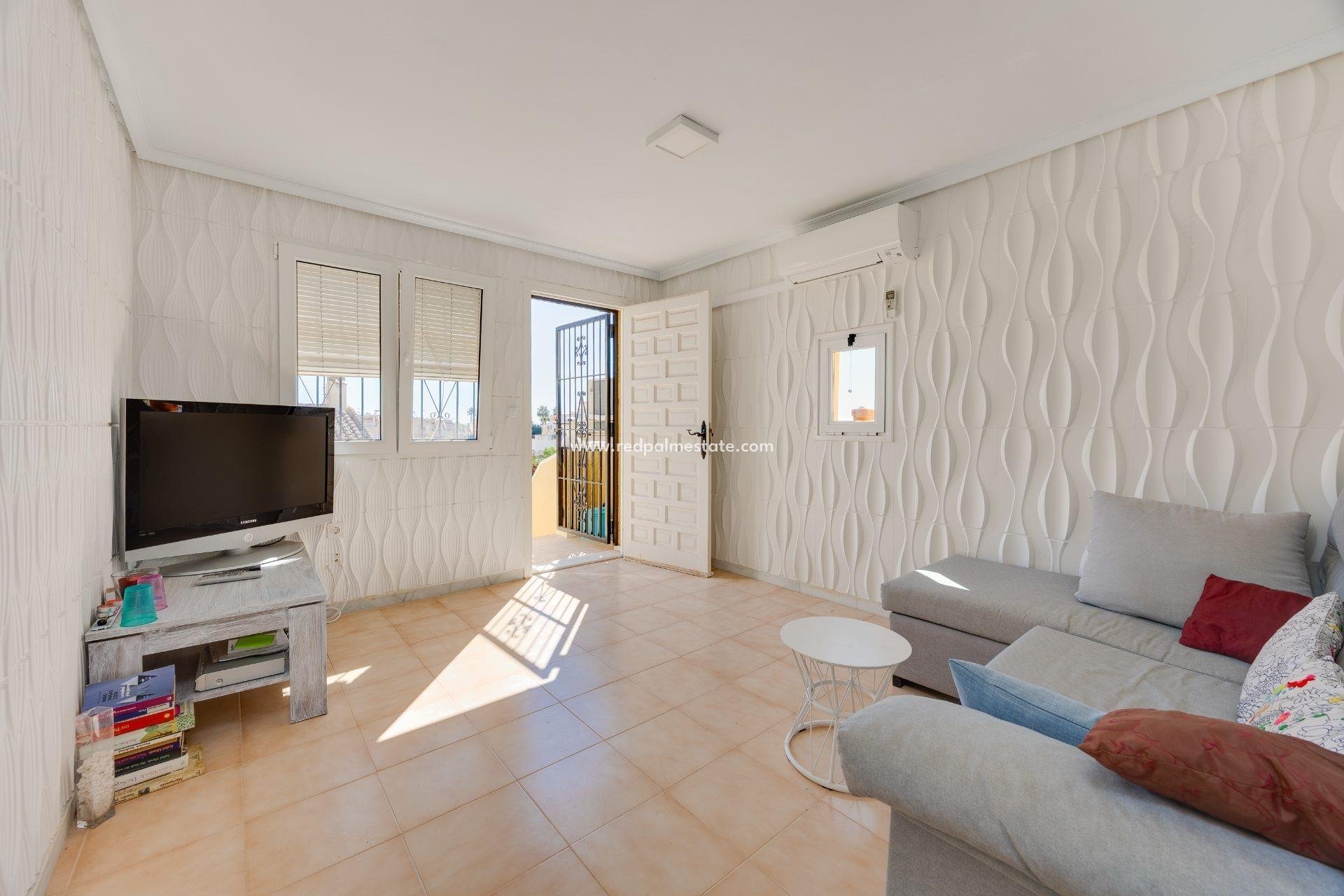 Reventa - Casa Adosada -
San Fulgencio - La Marina