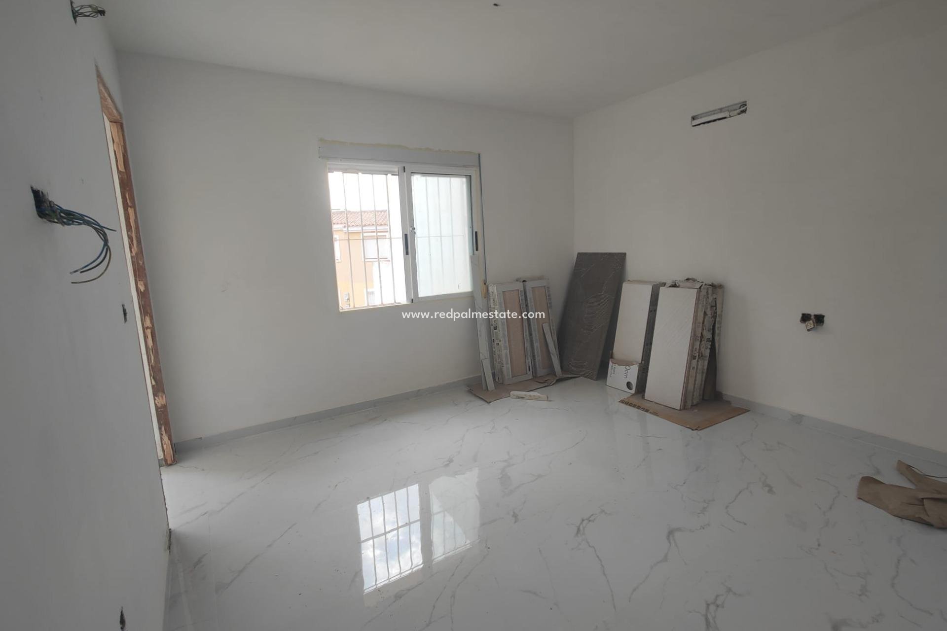 Reventa - Casa Adosada -
San Miguel de Salinas - Blue Lagoon - Galán