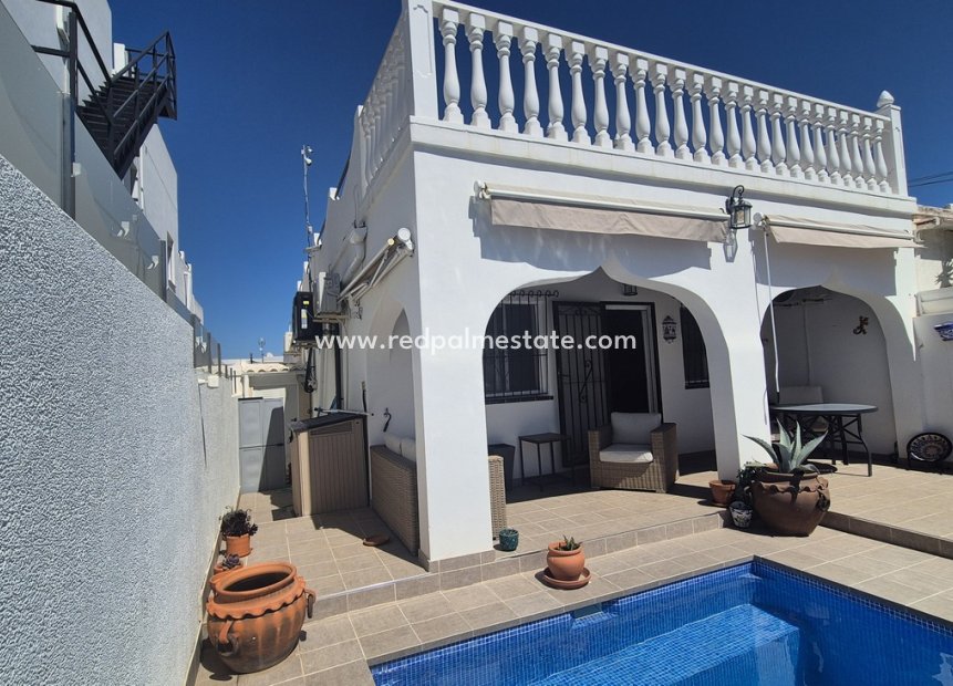 Reventa - Casa Adosada -
San Miguel de Salinas - Costa Blanca