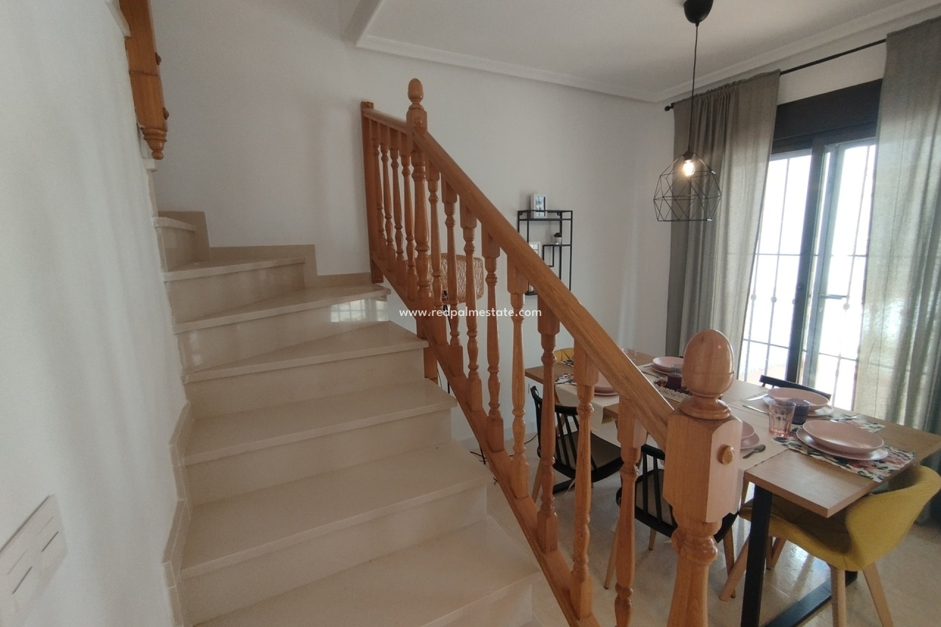 Reventa - Casa Adosada -
San Miguel de Salinas - Inland