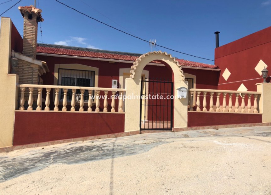 Reventa - Casa Adosada -
San Miguel de Salinas - Inland