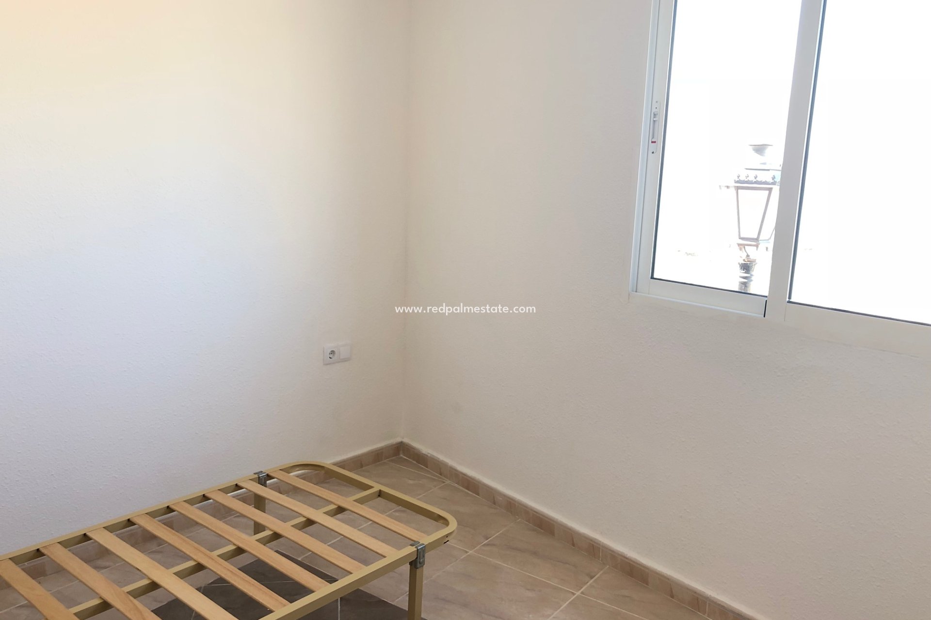 Reventa - Casa Adosada -
San Miguel de Salinas - Inland