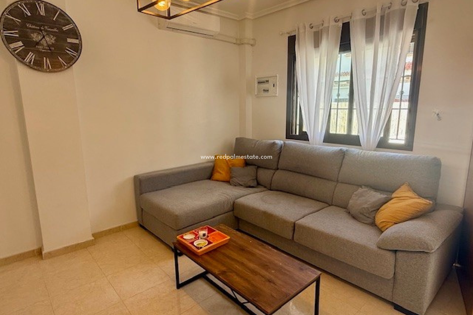 Reventa - Casa Adosada -
San Miguel de Salinas - Inland