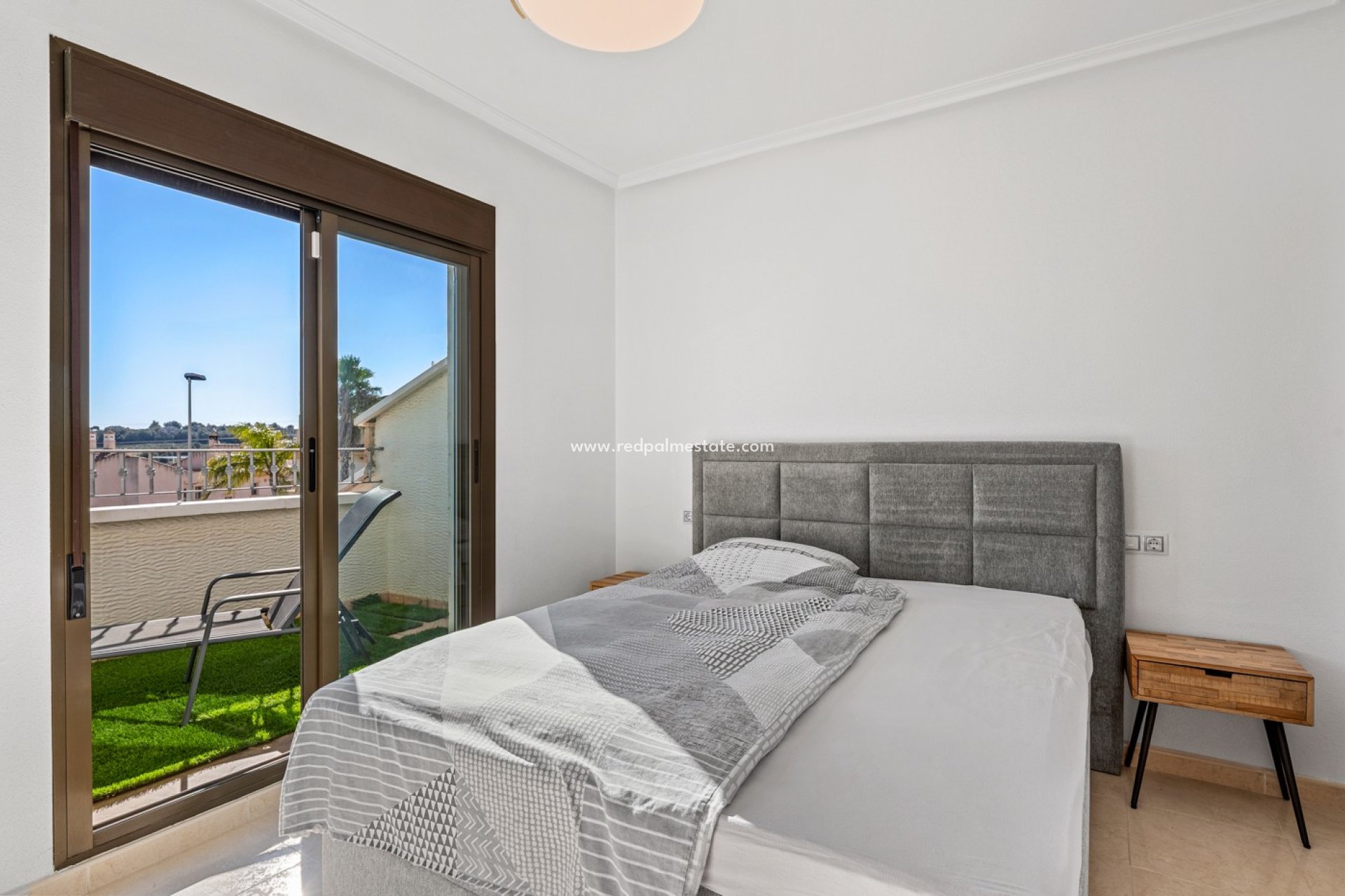 Reventa - Casa Adosada -
San Miguel de Salinas - Inland