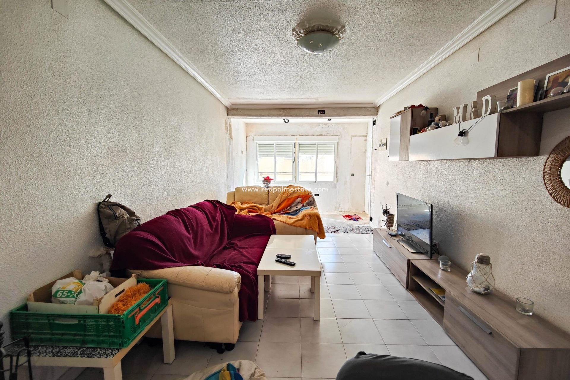 Reventa - Casa Adosada -
San Miguel de Salinas - Pueblo 9