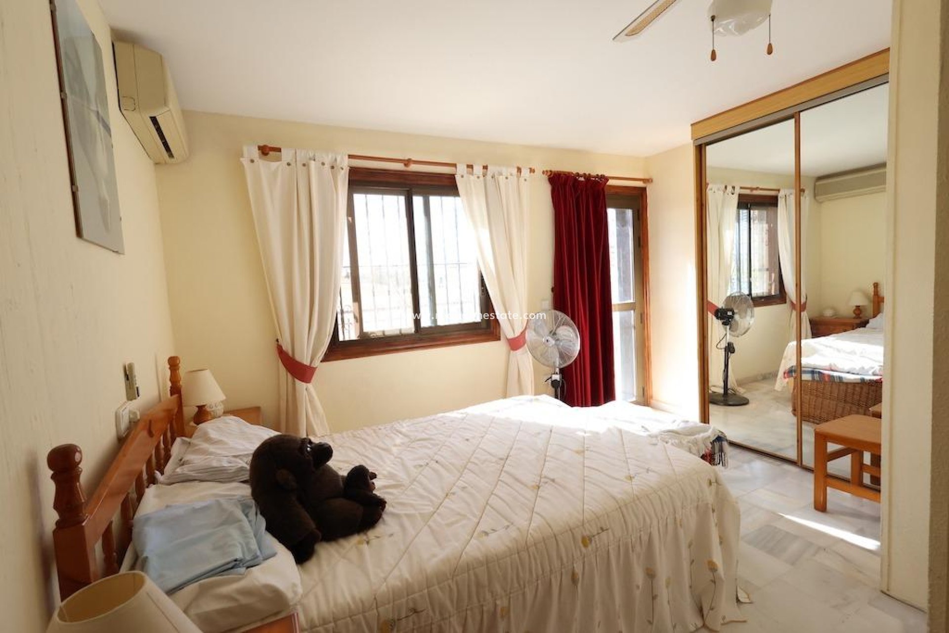 Reventa - Casa Adosada -
San Miguel de Salinas - Villamartín