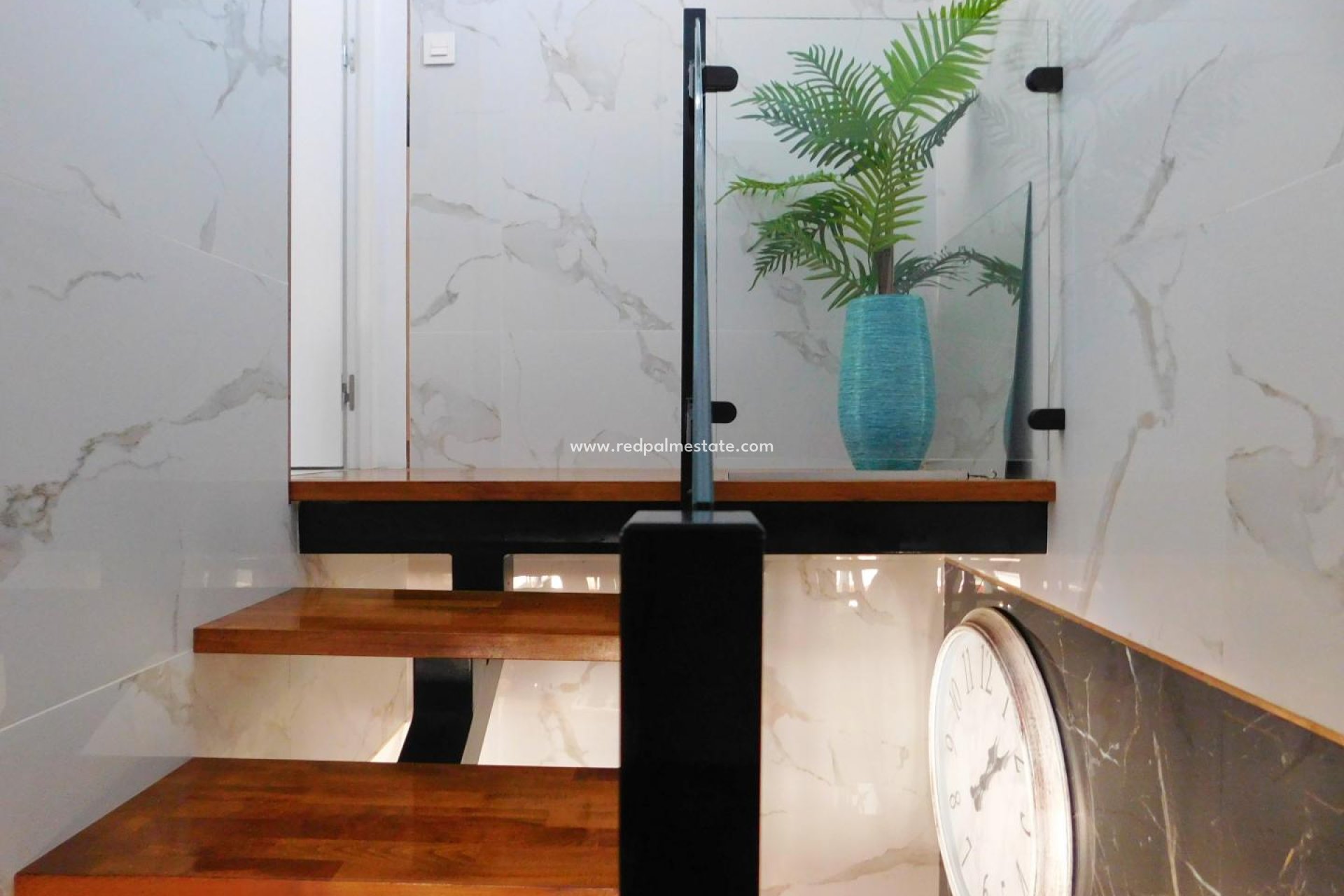 Reventa - Casa Adosada -
San Miguel de Salinas