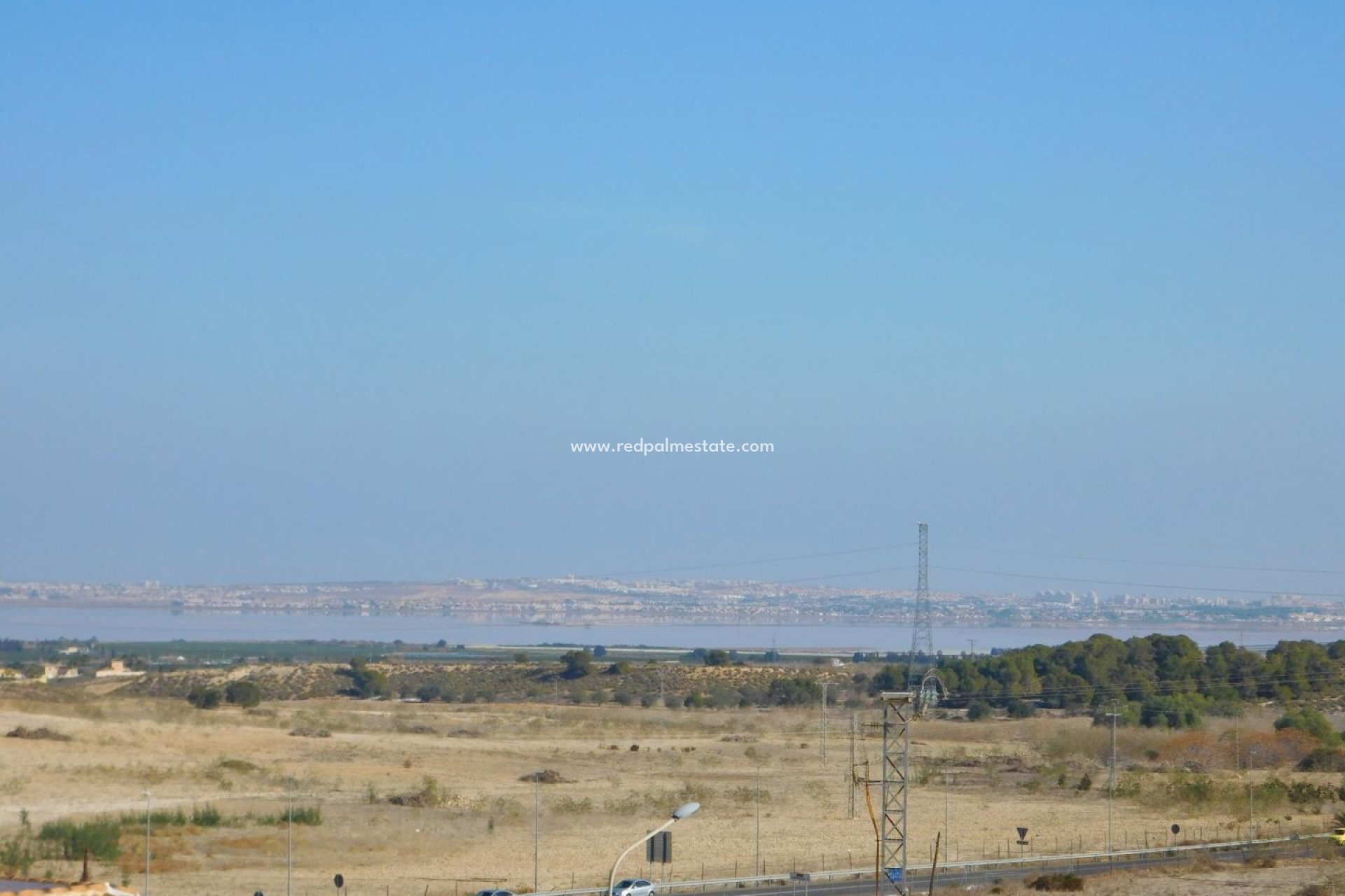 Reventa - Casa Adosada -
San Miguel de Salinas