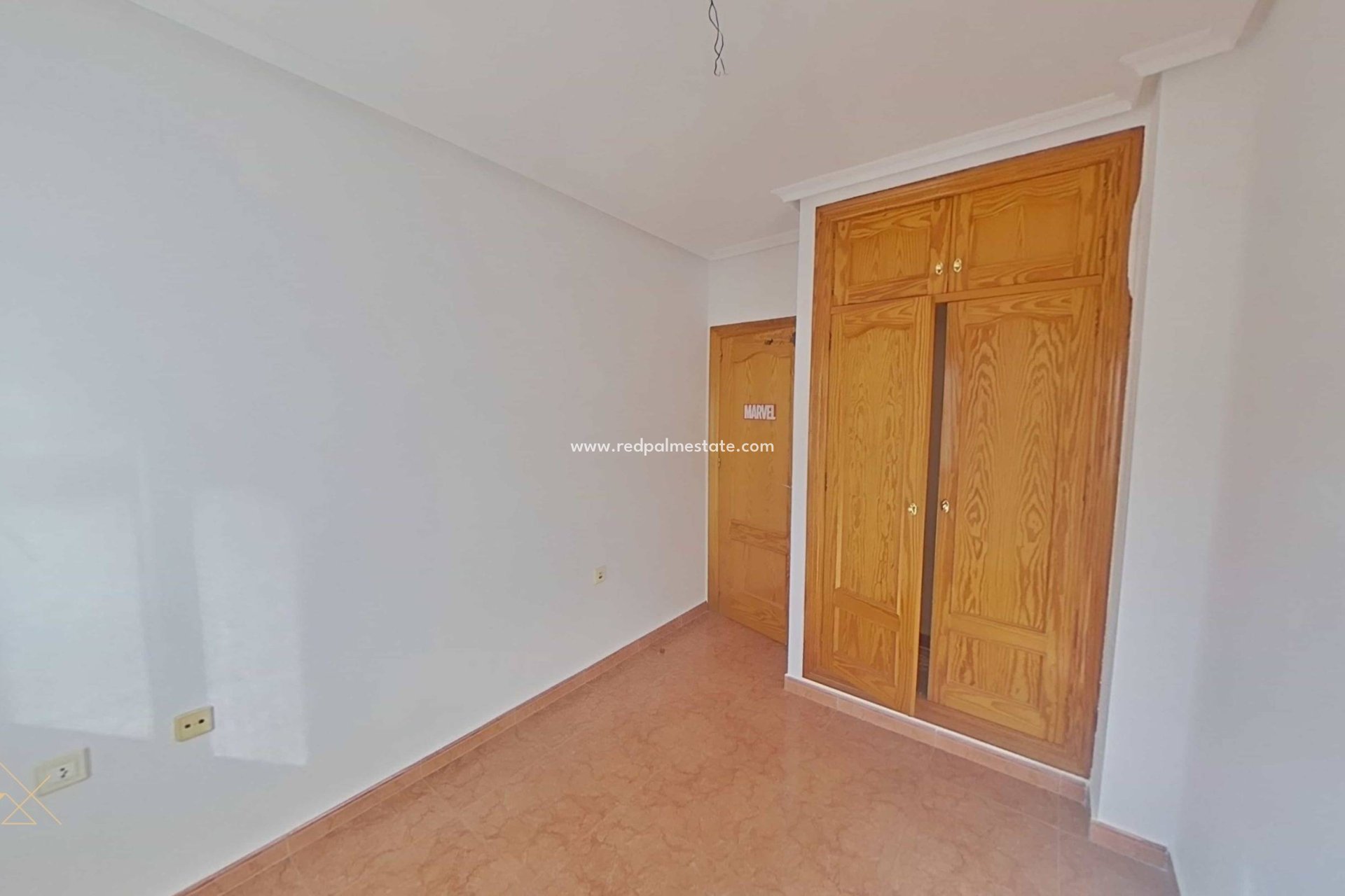 Reventa - Casa Adosada -
San Pedro del Pinatar - Lo pagan