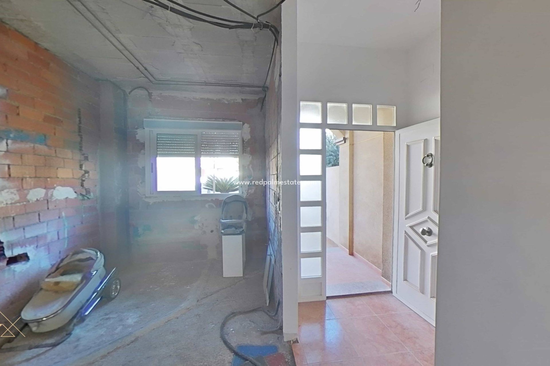 Reventa - Casa Adosada -
San Pedro del Pinatar - Lo pagan